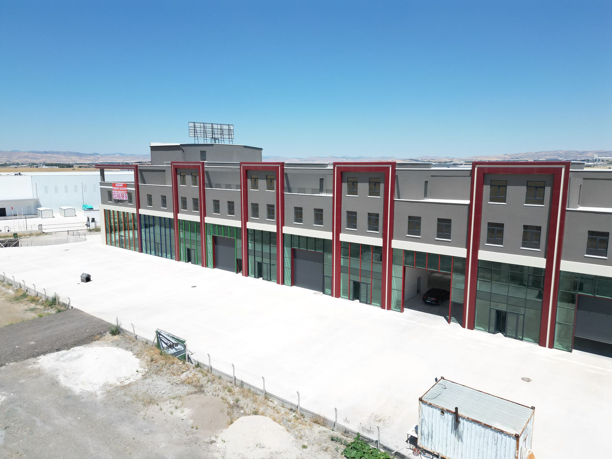 *YILDIZ WONNE* Tavan Ykseklii 5mt Devasa Ofis Sizi Bekliyor